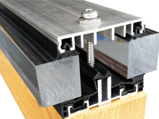 Alu Auflageprofil und Klemmprofil isoliert für 80 mm Unterkonstruktion