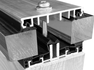 Wintergartenprofile mit Klemmprofil isoliert für 100 mm Unterkonstruktion